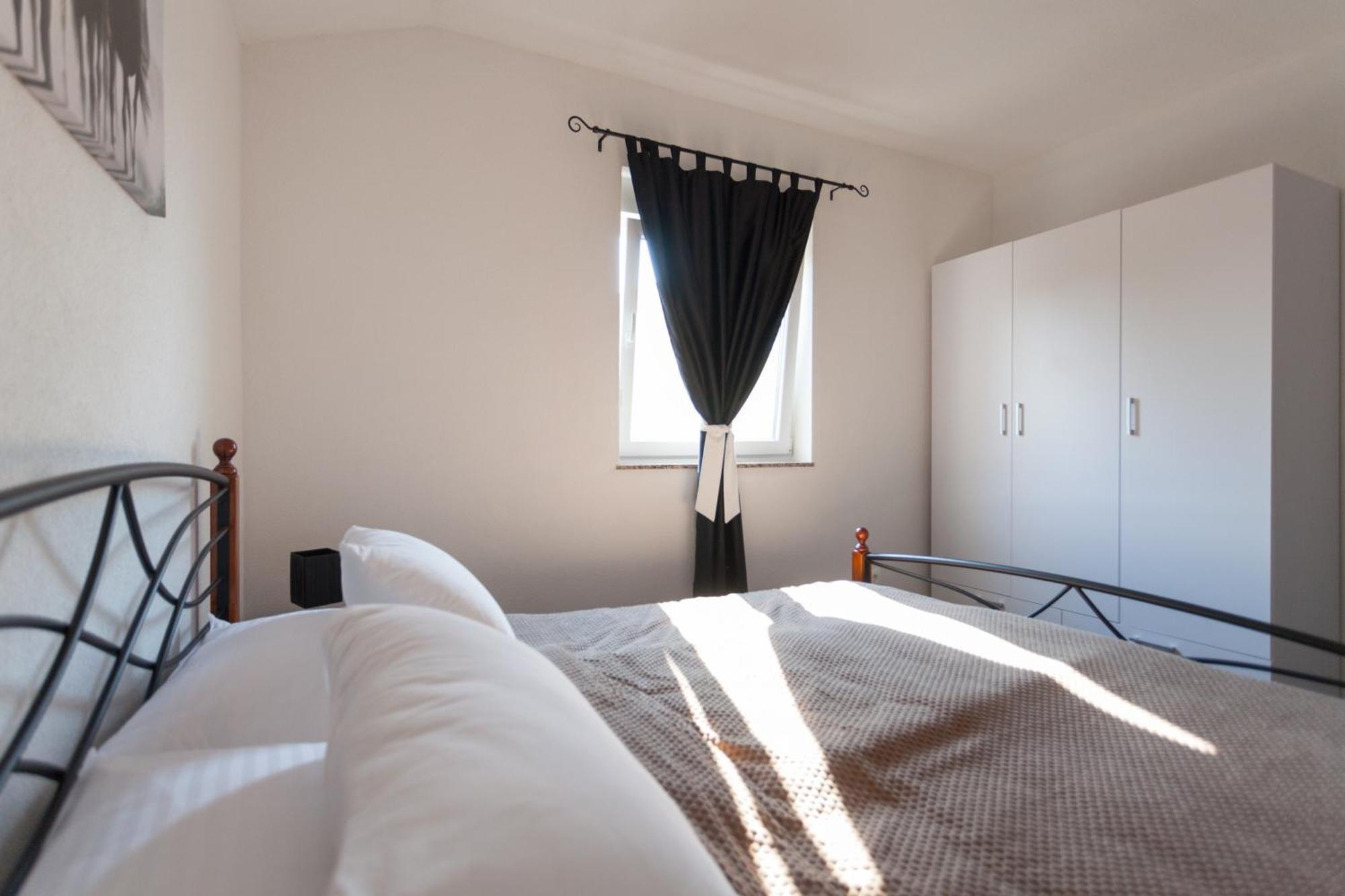 Luxury Villa Allen With Pool Klimno Kamer foto